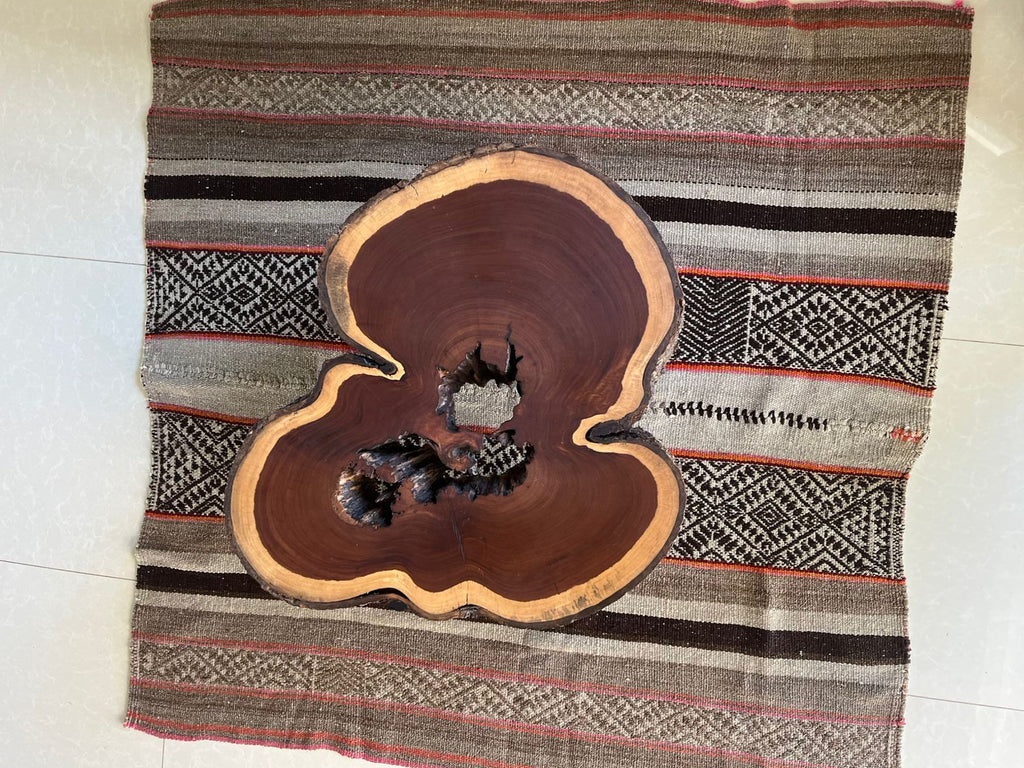 Alfombra  tejida en lana de ovejo