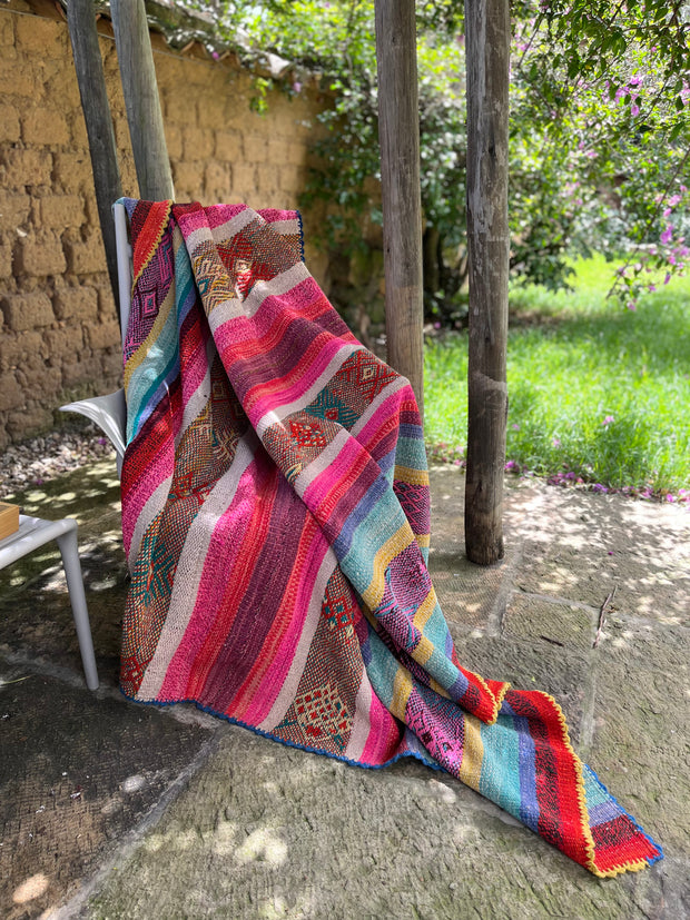 <h2>Alfombra PAZ</h2>
